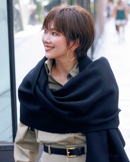 ブーツインも今っぽく決まる【バレルパンツ】で街歩きも颯爽と