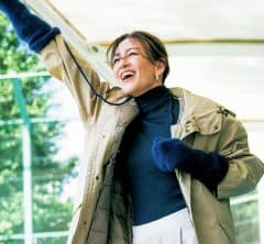 【着脱可能なベスト付きアウター】で“外は寒いけど中は暑い”問題をクリア