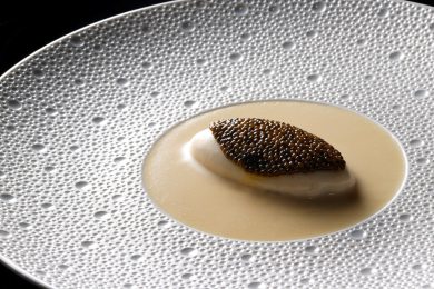 クリスマス限定の美食ディナーを【ザ・カハラ・ホテル＆リゾート 横浜】のイタリア料理で開催