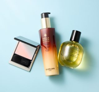 人気ヘアメイク3名が本気で買いたい「ご褒美コスメ」3選は？