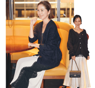 黒が多くなりがちな冬は【白スカート】でパッと華やぐ！STORYスタッフ年末年始の実例＜4選＞