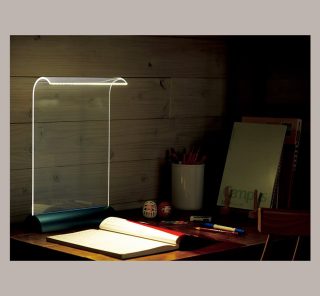 【最新デスクライト、タイマーetc.】中受のスパートを後押しする！「受験家電」名品６選