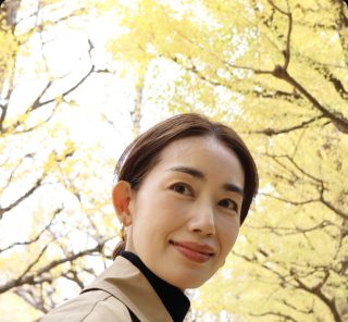 今年は短かった！？軽アウターのオシャレ【モデル私服コーデ】