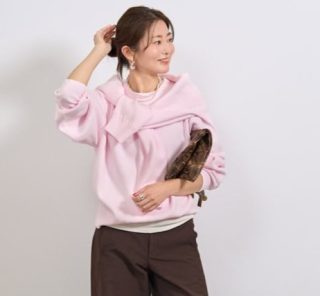 今買うならこれ！ ユニクロの春まで楽しめる「超・モト取れ」コーデ〈3選〉