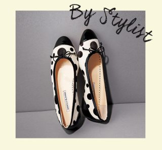 STORYスタイリストが今いちばんリアルに欲しい靴は？「マノロのドット柄シューズ」