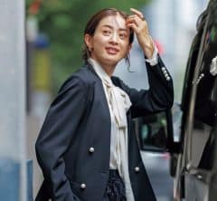 ほぼ黒コーデに【シャギーパンツ】投入で“予定がある感”をちょっぴりアピール