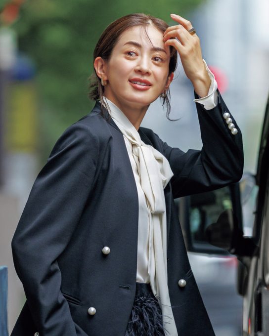 ほぼ黒コーデに【シャギーパンツ】投入で“予定がある感”をちょっぴりアピール