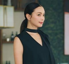 【特別な日の黒ワンピース】は極上素材×シルエットで自然と背筋が伸びる一枚を