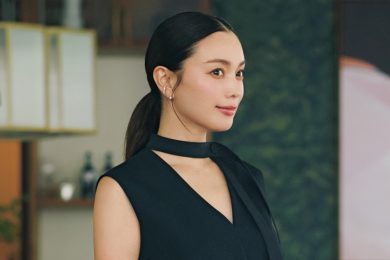 【特別な日の黒ワンピース】は極上素材×シルエットで自然と背筋が伸びる一枚を