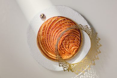 新年を祝うフランスの伝統菓子をお取り寄せ！UN GRAINから「ガレット デ ロワ ナチュール」が登場