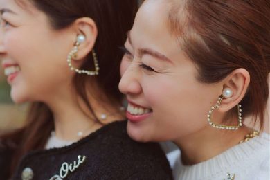 関西のオシャレ40代が「女友達と思わずカブった！？」名品アイテムって？＜コーデ9選＞