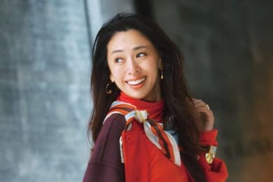 【2026年開運ファッション】新年会は鮮やかカラーを品よく取り入れて