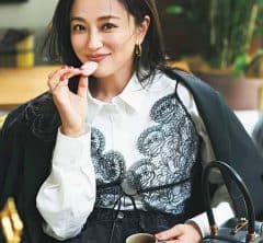 シンプルだけどセンスが光る！「いつものコーデに足すだけ」今どきアイテム４選