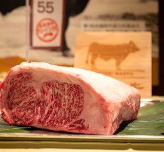 稀少なブランド牛「鳥取和牛オレイン55」使った特別メニューが、ひらまつレストランに期間限定で登場！