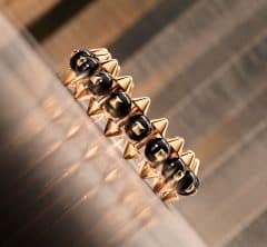 【カルティエ】アイコンジュエリー「クラッシュ ドゥ カルティエ」の新作発売