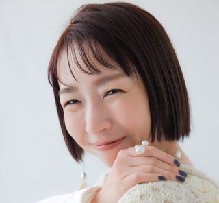 酒井若菜さん（45）40代の美容悩み、どう受け止める？「清潔感は担保しつつ〝大人ならでは〟を堪能して」