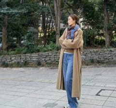 スタイルアップが叶う柔らかな穿き心地のデニムの着こなし【モデル私服コーデ】