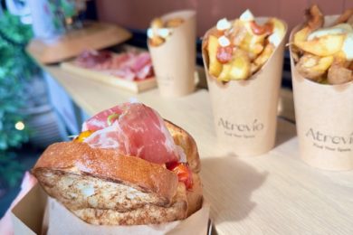 自慢のイベリコ豚を贅沢にサンド！ハモン専門店「アトレヴィオ」のフードトラックがOPEN
