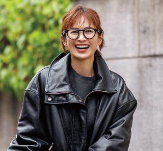 ブーム再燃！【レザーアウター】大人可愛くキマる選びや着こなしのポイントは？