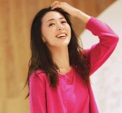 2026年最強!?【開運ファッション】でひとり時間にパフェを満喫