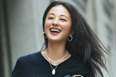 ストール1枚で脱・無難！コーデにメリハリを生む【腰巻きレイヤード】