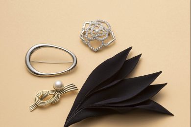 周りと差がつく「今どき卒入小物」って？40代のセレモニー服に〈19選〉