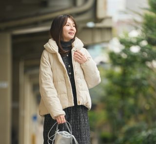 STORYライターが「盛りたい日」に選ぶ、【白系ダウン】って？〈コーデ3選〉