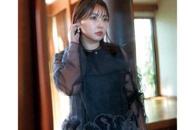 40代の“二の腕悩み”は「洒落感トップス」で華やかに解決。野呂佳代さんの正解コーデ２選