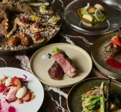 「苺×薪⽕」の掛け合わせに注目。ハワイ発のフレンチビストロ〝natuRe tokyo〟にてバレンタインコースがスタート