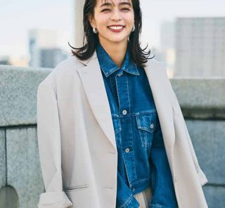 トレンド「白スカート」、40代はこう着る！“甘見えしない”デザイン＆合わせ方〈３選〉