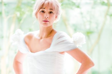梅宮アンナさん「乳房再建をしない」という選択の理由。ありのままの姿のウェディング撮影に込めた思い