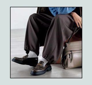 「トッズのローファー、レペットのバレエスニーカー」ブレない“一生もの”フラットシューズ