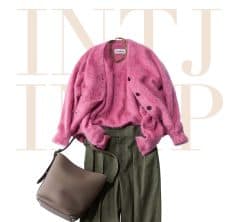 【MBTI×ファッション】分析家タイプの40代に似合う！“失敗知らず”なカラーコーデ2選