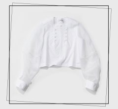 人気スタイリストがベタ惚れ【HYKE】のトップス３選。定番なのに垢抜ける〈ボーダー、ブラウス〉