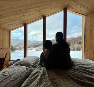 ゲレンデのど真ん中で絶景を独り占め！話題のサウナ付きホテルで大自然を満喫【関東の穴場スキー場】