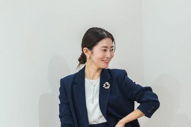 40代私立ママの卒入学式に！【PLSTプラステ】の名品ネイビー〈セレモニー服3選〉