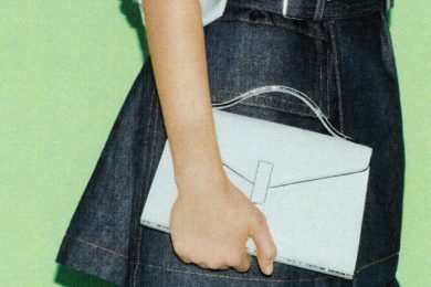 【ヴァレクストラ】新作バッグがお目見え！銀座三越にてポップアップストア開催