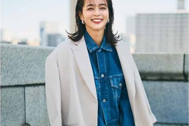 キレイめ派40代に！今いちばん洒落るトータルコーデは「ジャケット×“女っぽ”スカート」〈３選〉