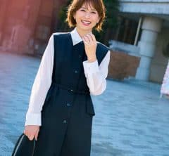 【卒業式→入学式着回し】「ジレにもワンピにもなる」名品のイメチェン力が素晴らしい！