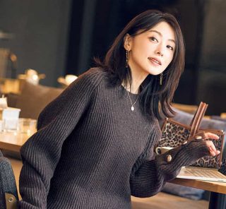2月に“いちばん簡単”で“いちばん映える”のは？ 答えは「ニット×カラーロンスカ」！