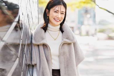 今、40代は“黒より華やぐ”「ブラウンスカート」にシフト中！人気読者SNAP〈2選〉