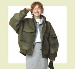 40代の【春のレジャーコーデ】３選。「今どきショルダーバッグ」ありきでラクチンオシャレ！