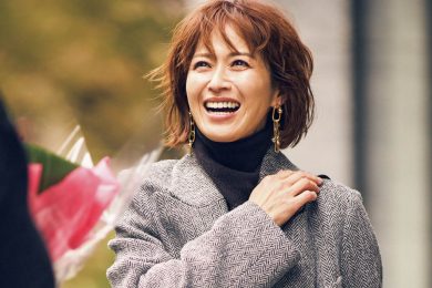 バレンタインの夫婦デートは【ジャケット×ミニスカ】であえての待ち合わせも新鮮に