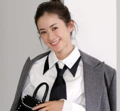 ハンサム仕上げで照れずに穿ける!【甘盛りスカート】で気分一新