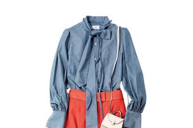 【40代のデート服】どっちが正解？甘めモノトーンvsキレイ色マニッシュ〈コーデ対決〉