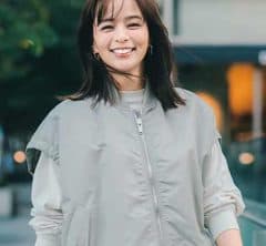 40代の春アウターは黒でも白でもなく【ベージュ】が大正解!洒落る〈丈・デザイン〉5選