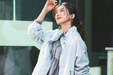 3月にいちばん“垢抜け見えするパンツ”の「色」は？着回し力も「黒以上」！