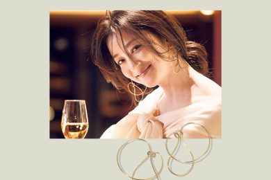 40代のピアスは「ちょい目を惹く」ぐらいが正解。品よくなじむ旬モチーフ〈３選〉