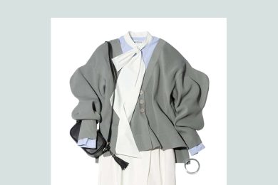 40代の「3月にちょうどいい」通勤コーデ！“羽織りもの”の正解〈５選〉