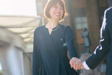 「まだ卒入学式コーデ迷ってる」40代ママへ！１着で解決【ハレの日ワンピース】３選